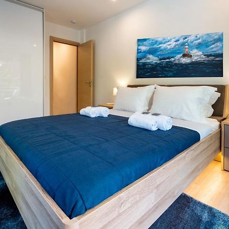 Lux 1-bedroom apartement next to the sea in Voula Athènes Extérieur photo