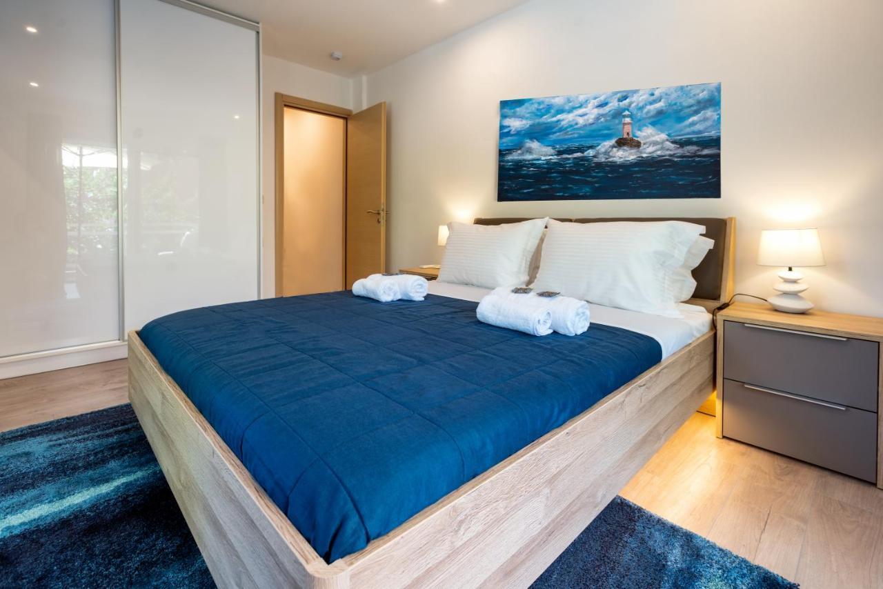 Lux 1-bedroom apartement next to the sea in Voula Athènes Extérieur photo